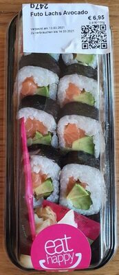 Avocado and salmon sushis